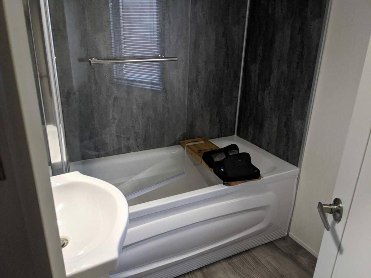 Superior 6 Berth Holiday Home In Suffolk Saxmundham Eksteriør billede